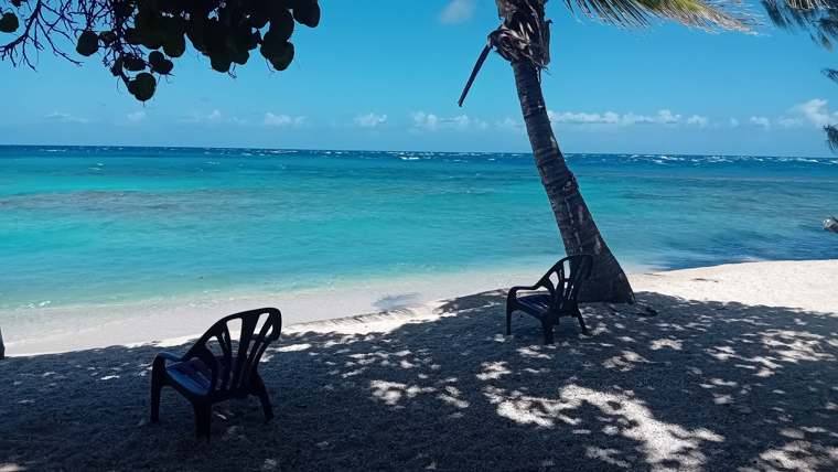 Le lagon et la plage